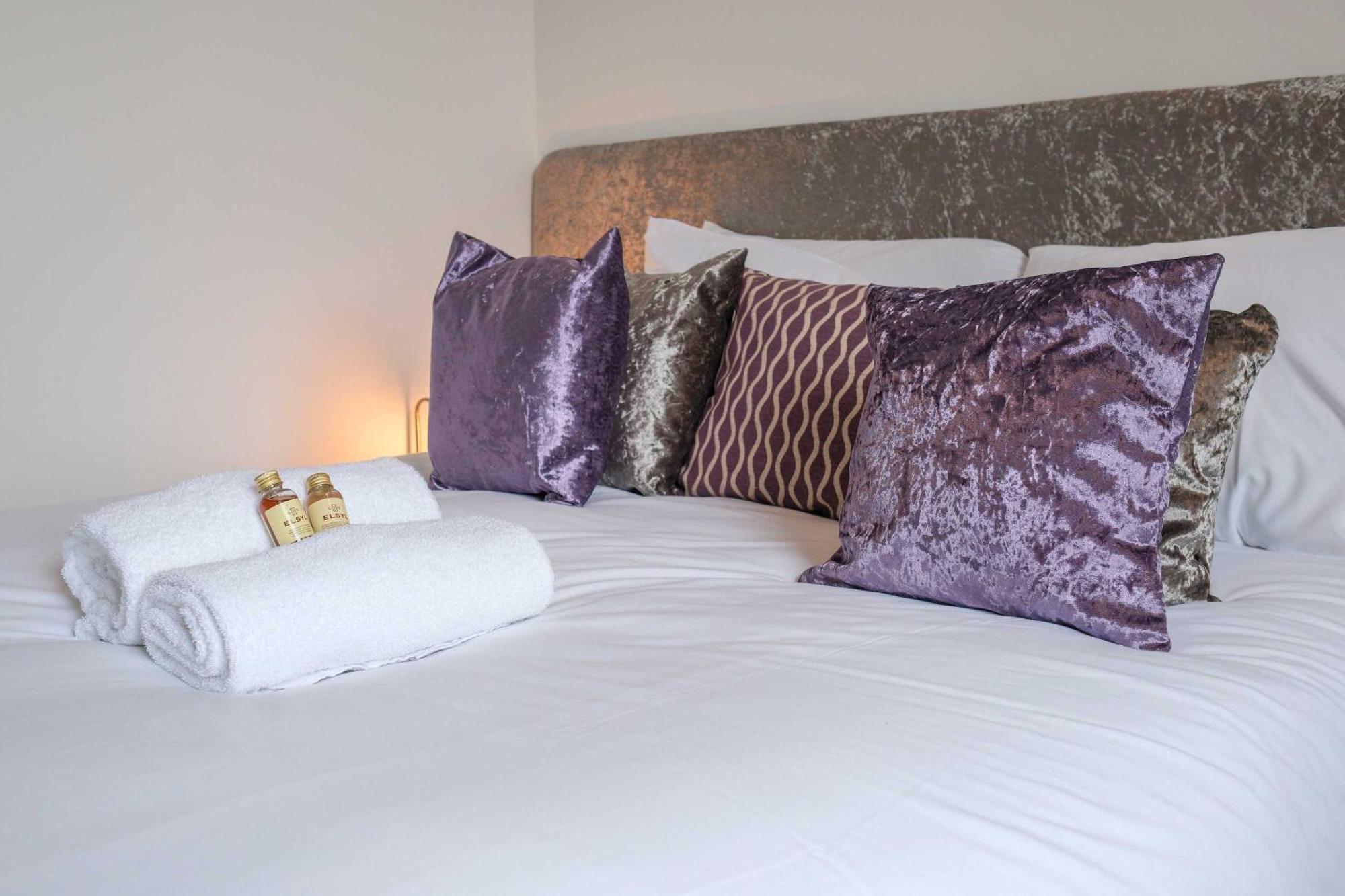 Holiday home Five Bedroom House In Douglas Road *